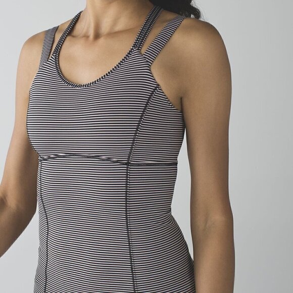 Lululemon Happy Strappy Tank Size 2 - Picture 2 of 7